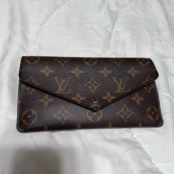 Louis Vuitton Jeanne wallet - Picture 1 of 10